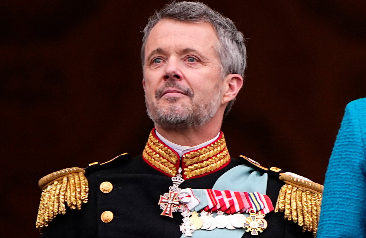 König Frederik von Dänemark weint bei seinem ersten Auftritt als König