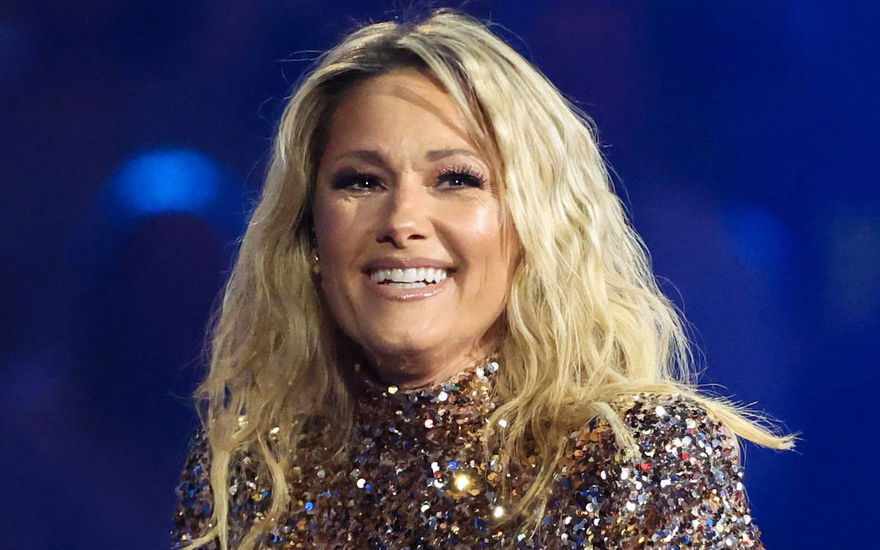 Helene Fischer guckt gerührt