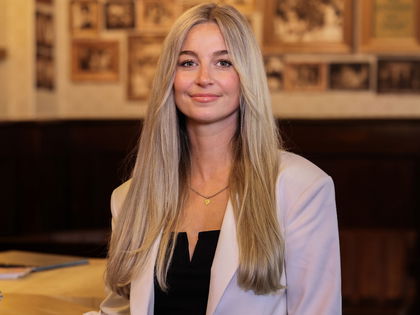 Larissa Schulte: Sternzeichen, Geburtstag und Wohnort - So tickt die "Bachelors"-Kandidatin