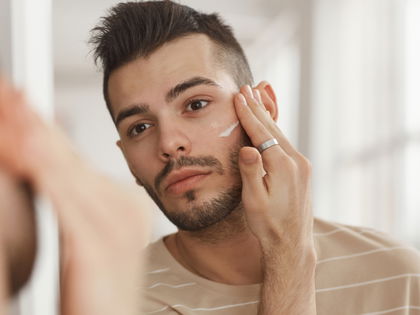 Anti-Aging: Mit diesem Drogerie-Serum wird Männerhaut in 2 Wochen verjüngt
