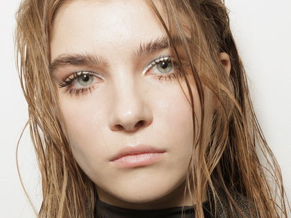 Mascara: Diese 5-Euro-Wimperntusche ist besser als eine Wimpernzange