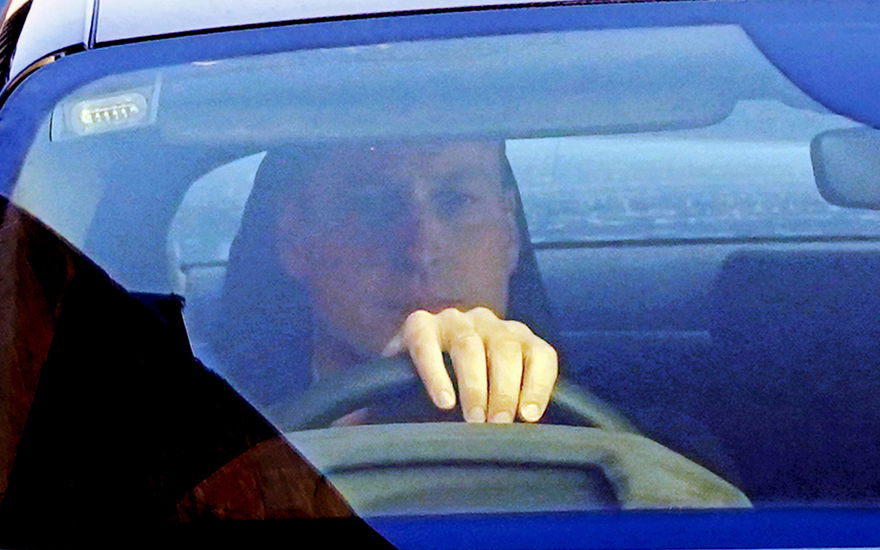Prinz William im Auto vor der "London Clinic"