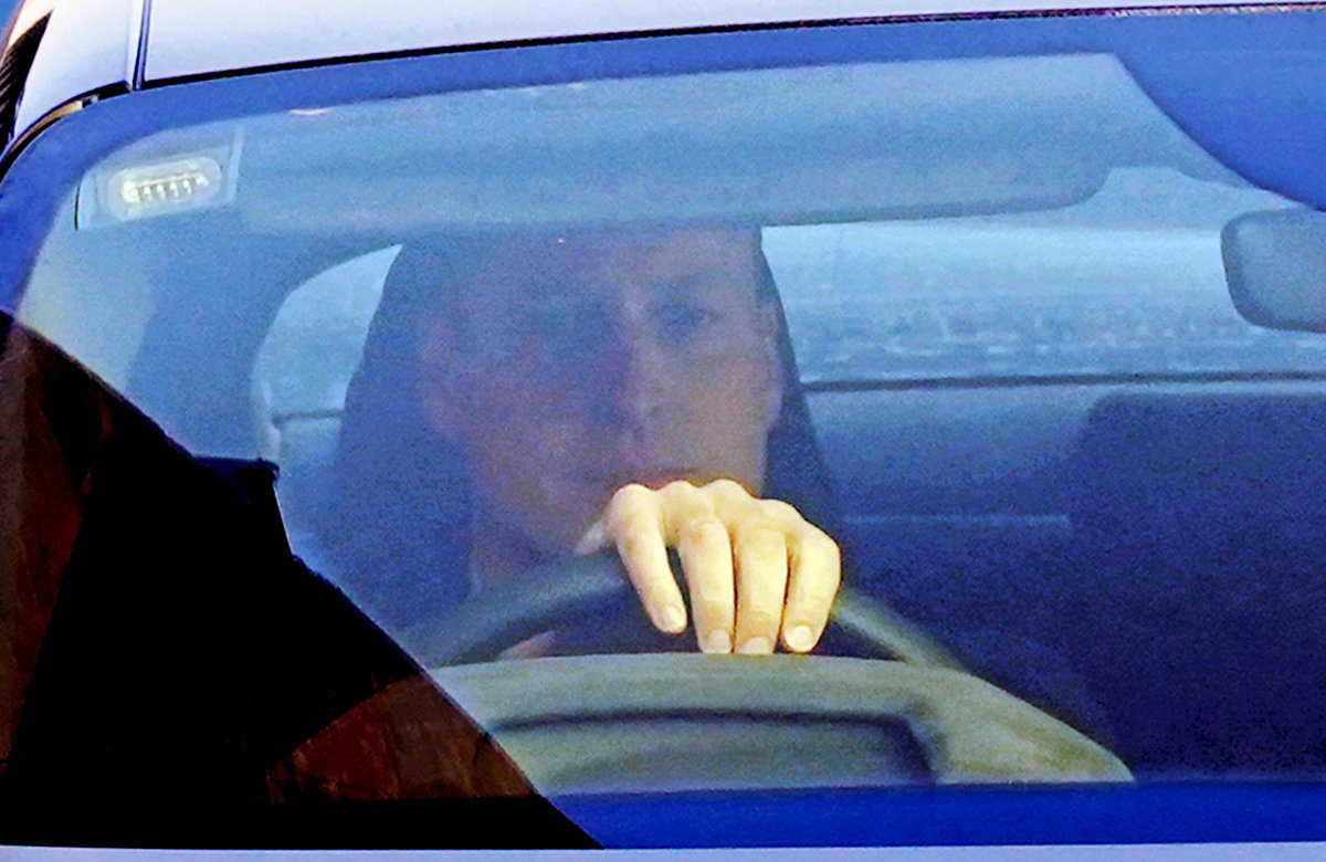 Prinz William im Auto vor der "London Clinic"