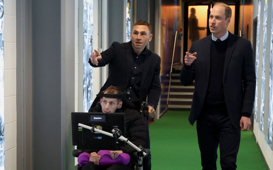 Rob Burrow, Kevin Sinfield & Prinz William in Leeds.