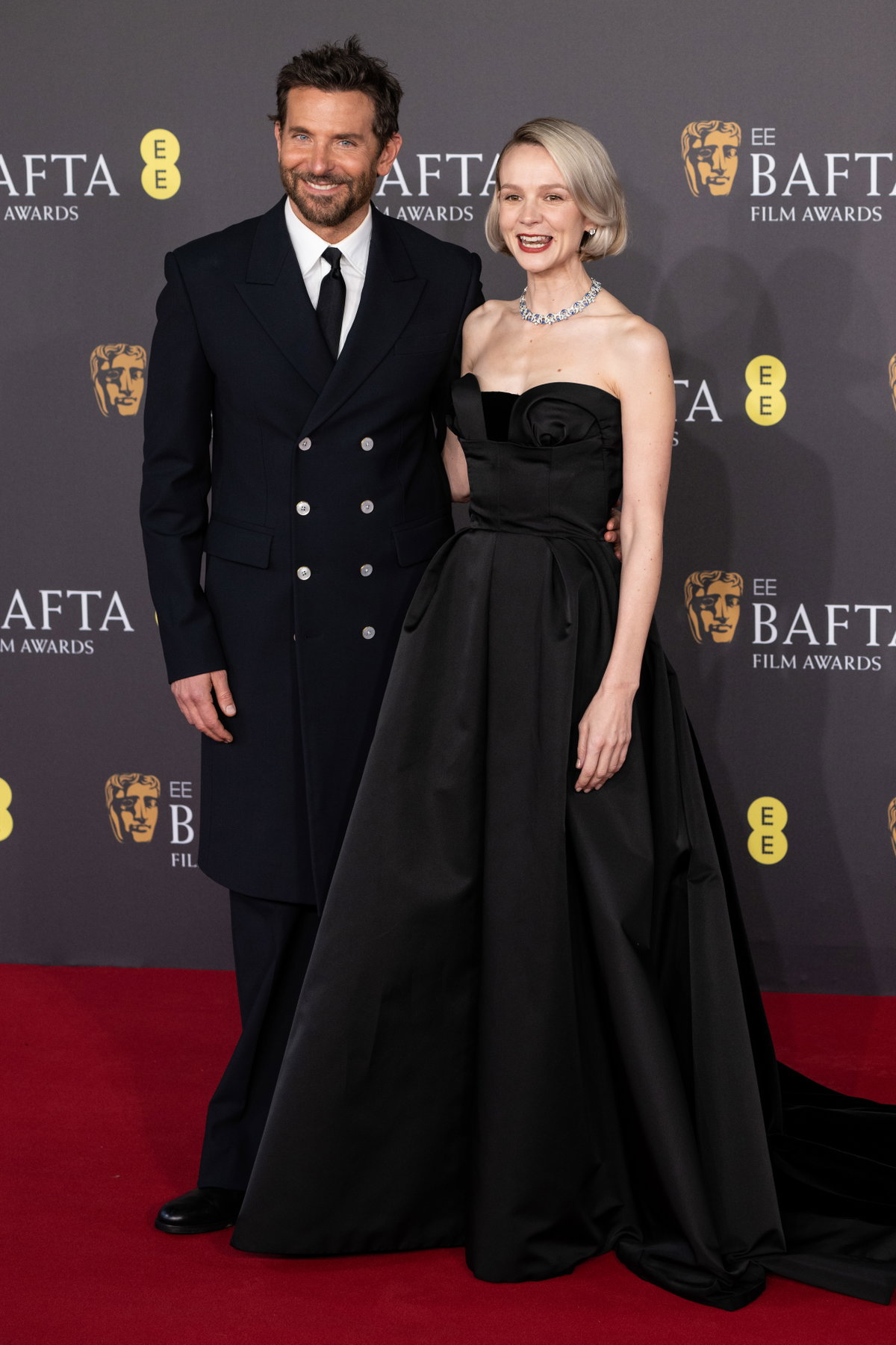 Bradley Cooper und Carey Mulligan bei den BAFTA Awards