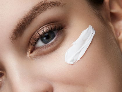Anti-Aging: Diese Augencreme aus der Drogerie ist so effektiv wie 200 Stunden Schönheitsschlaf
