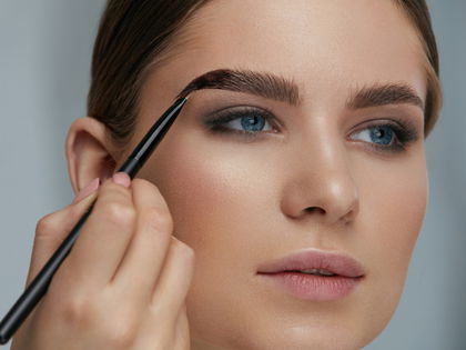 Laut Rossmann: Das ist die beste Augenbrauen-Farbe