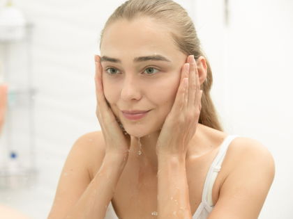Beauty-Trend 2024: Mit diesem 3-in-1-Cleanser wird die Haut um 97% glatter