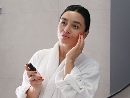 Beauty-Trend 2024: Dieses Niacinamid-Serum von Douglas verfeinert das Hautbild sichtbar