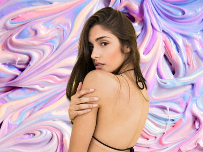 Laut TikTok: Unicorn Body Butter ist der schönste Pflege-Trend des Jahres