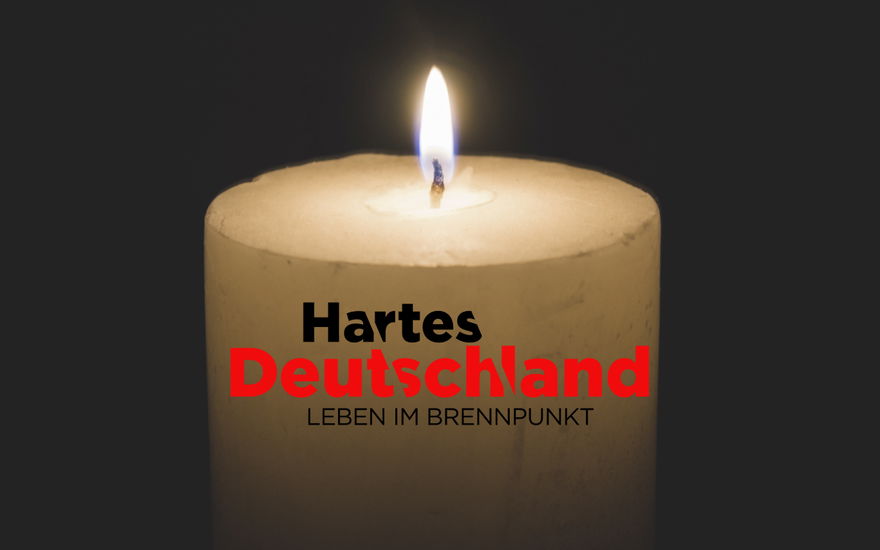 Kerze mit "Hartes Deutschland"-Logo