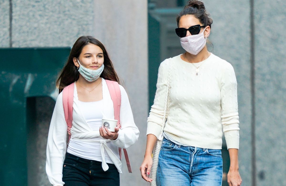 Katie Holmes und Suri Cruise 2020 mit Masken