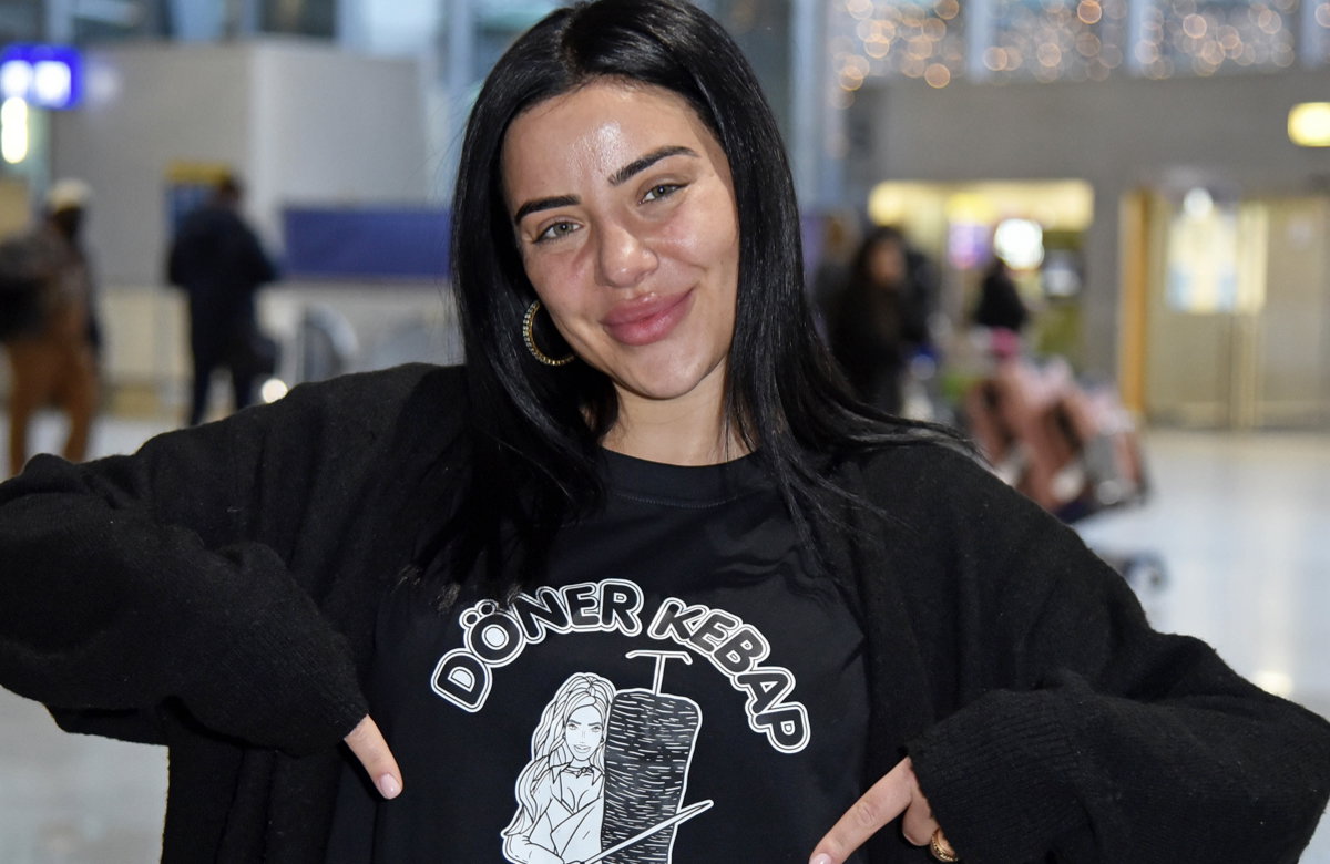 Leyla Lahouar lächelt in die Kamera