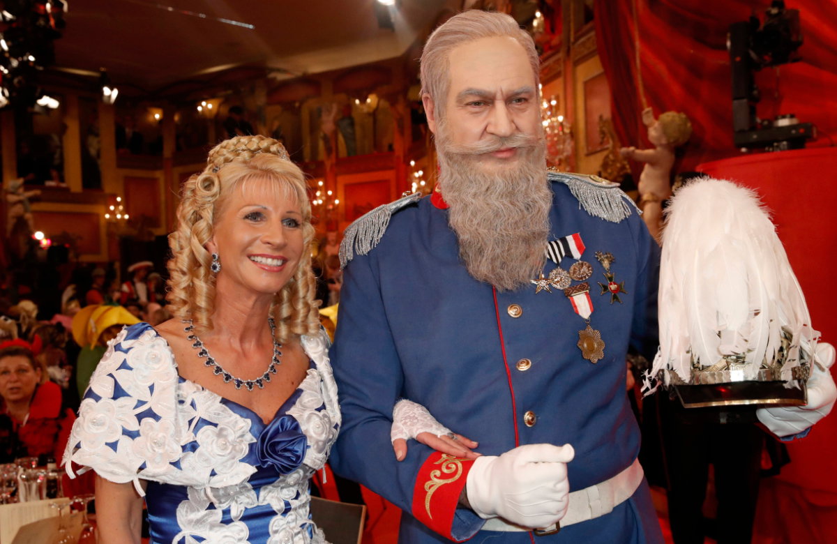 Markus Söder und Ehefrau Katrin an Fasching 2018 als Prinzregent Luitpold von Bayern mit Frau Auguste Ferdinande