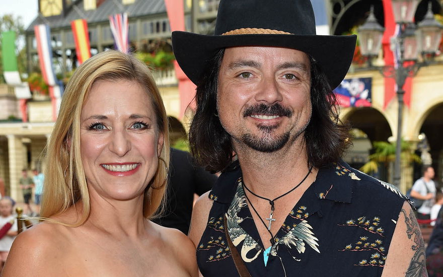 Stefanie Hertel und Lanny Lanner lächeln