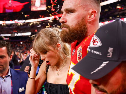 Taylor Swift & Travis Kelce: Fake-Liebe? So reagiert das Paar auf die Vorwürfe