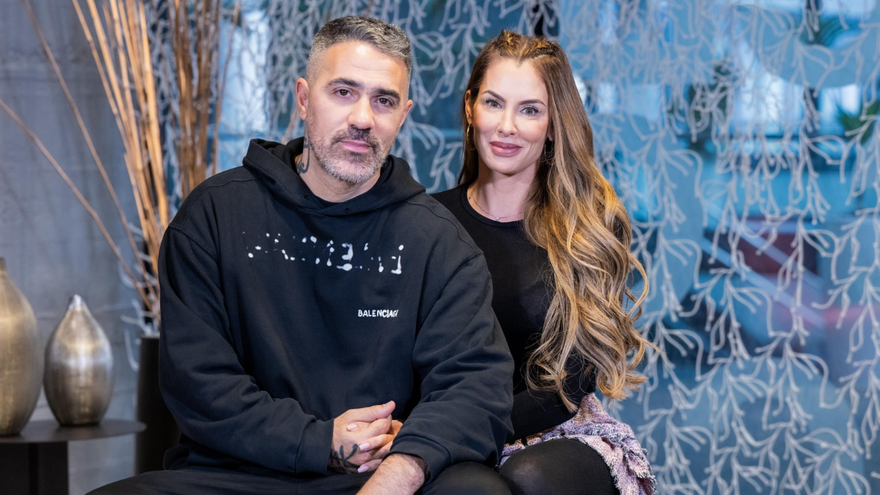 Bushido & Anna-Maria sitzen nebeneinander