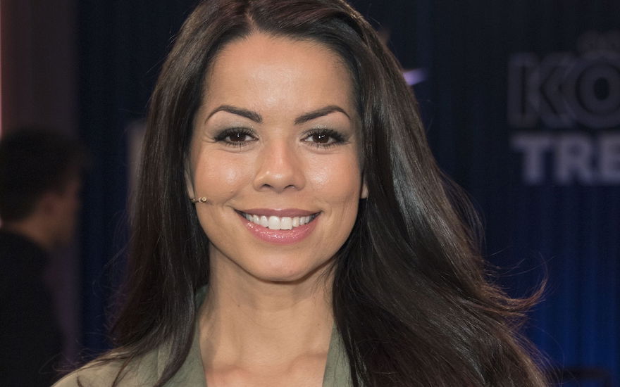 Fernanda Brandao lächelt in die Kamera