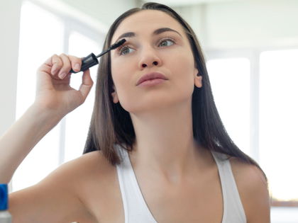 Mascara mit Tönungseffekt: Diese 3 Wimperntuschen färben die Wimpern