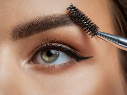 Beauty-Hype bei dm: Dieser 7-Euro-Stift schenkt den Augenbrauen einen Volumen-Kick