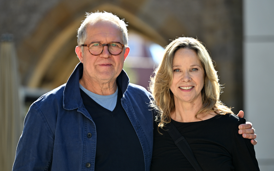 Harald Krassnitzer und Ann-Kathrin Kramer glücklich