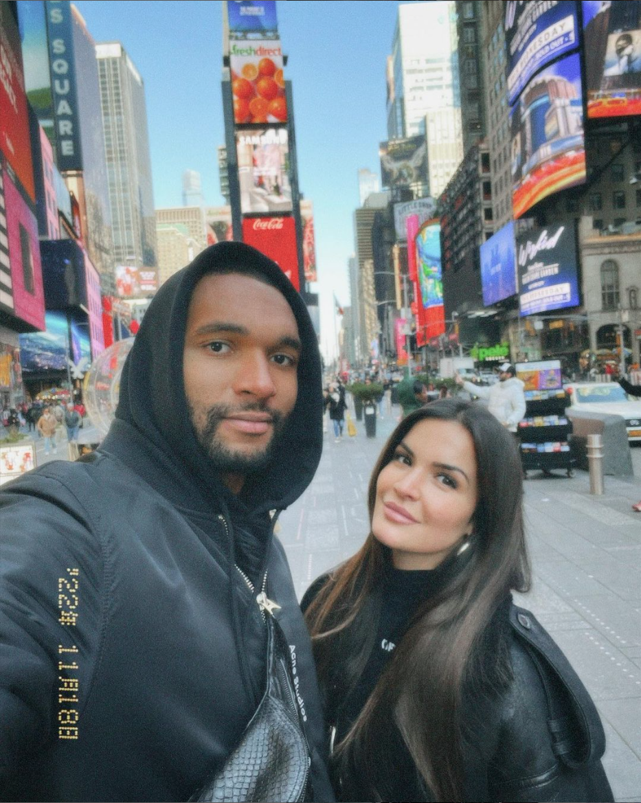 Jonathan Tah mit Ehefrau Luisa in New York City