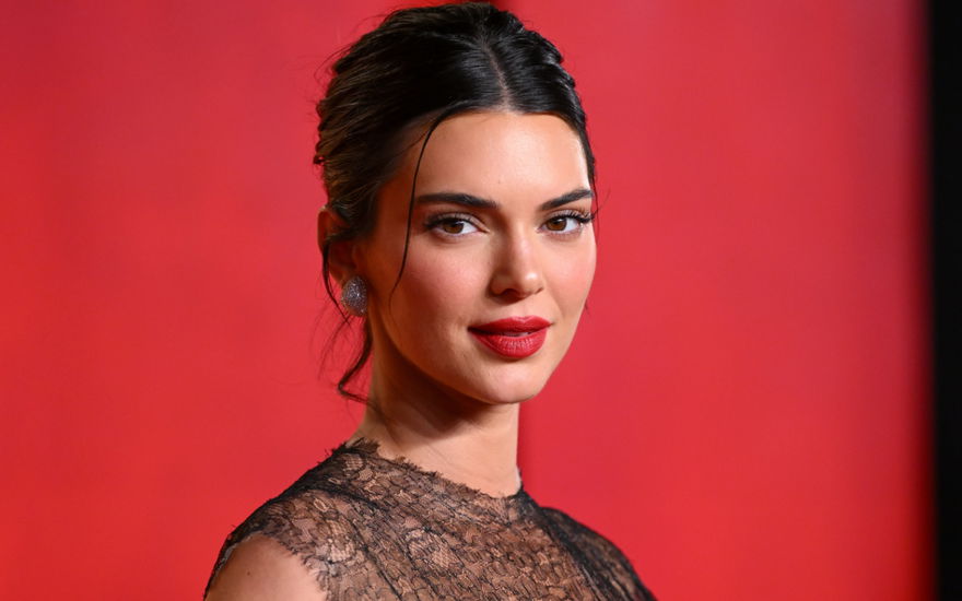 Kendall Jenner mit Panorama-Mascara