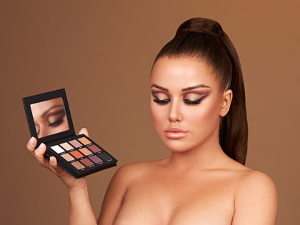 Laut Kim Gloss: Diese Lidschattenpalette ist ein echter Allrounder