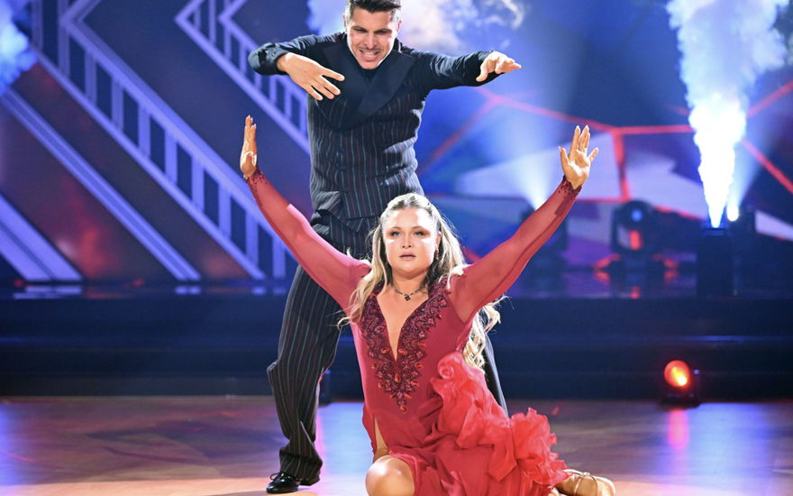 Sophia Thiel und Alexandru Ionel tanzen bei "Let's Dance".