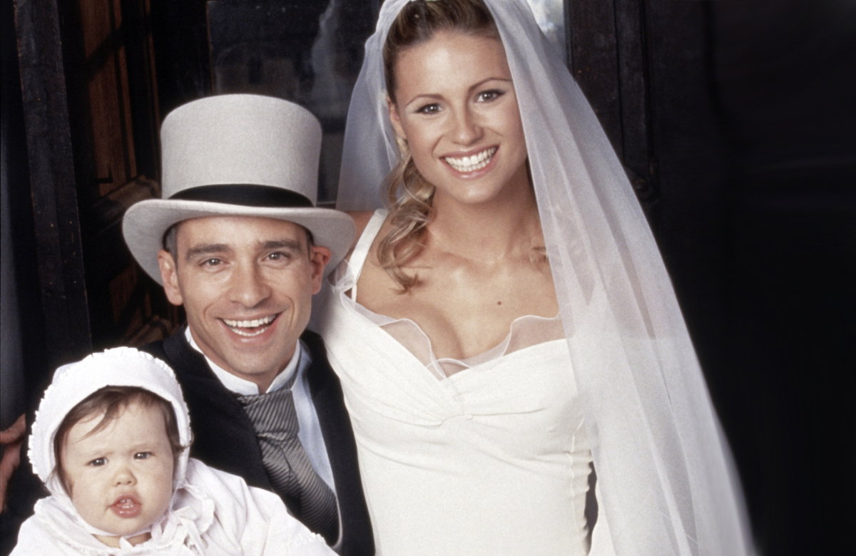 Eros Ramazotti, Michelle Hunziker und ihre Tochter Aurora Hunziker-Ramazzotti im Jahr 1998