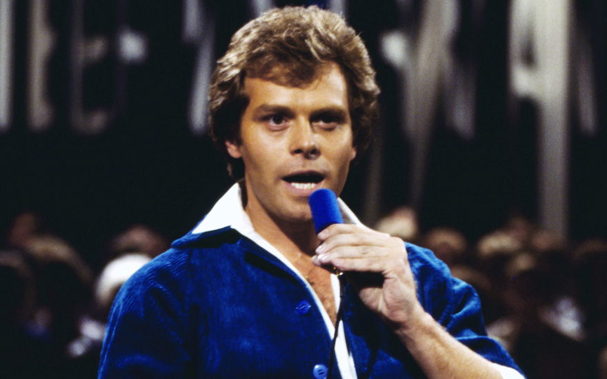 Tony Holiday singt bei der Hitparade