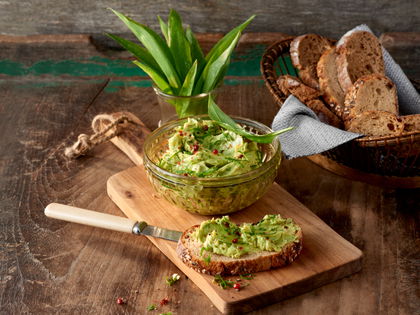 Rezept für Bärlauchbutter: Leckerer Frühlingsaufstrich