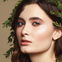 Laut Expertin: Das sind die Make-up-Trends für den Sommer 2024