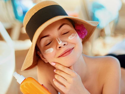 Besser als Anti-Aging: Dieses Sonnenschutzfluid wirkt 3-fach gegen Falten