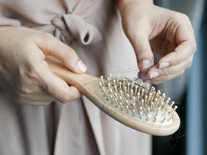 5 effektive Hausmittel gegen Haarausfall