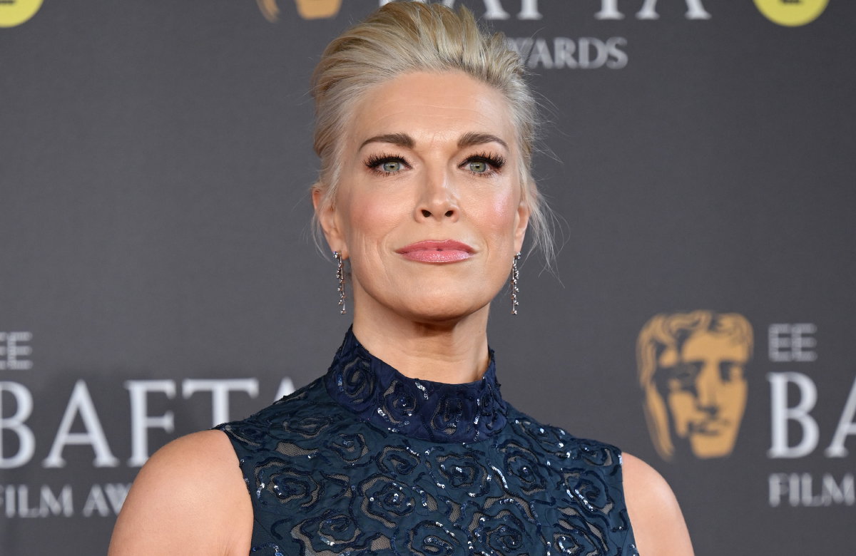 Hannah Waddingham posiert auf dem roten Teppich