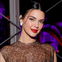 Laut Kendall Jenner: Diese Drogerie-Foundation hält 32 Stunden