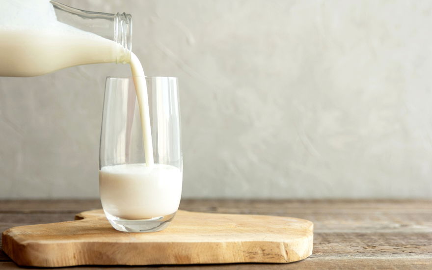pflanzliche Milch-Alternative