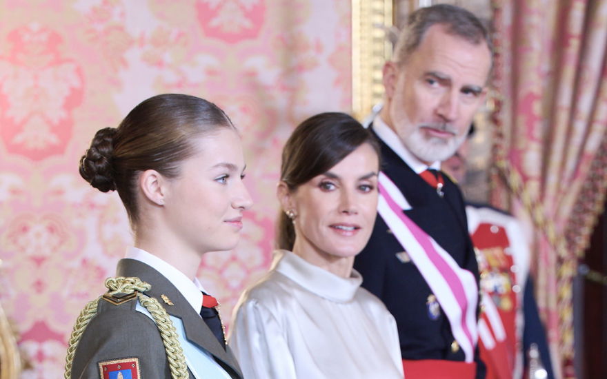 Prinzessin Leonor mit ihren Eltern Königin Letizia und König Felipe von Spanien.