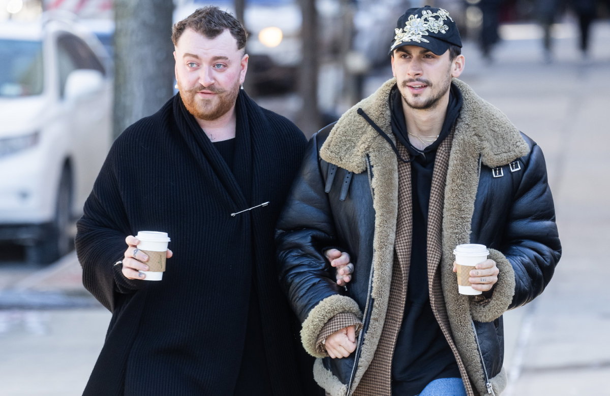 Sam Smith und Christian Cowan spazieren Arm in Arm durch New York City