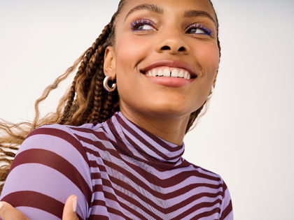 Mascara-Hype: Diesen Bestseller für Mega-Volumen gibt es jetzt auch in bunten Farben