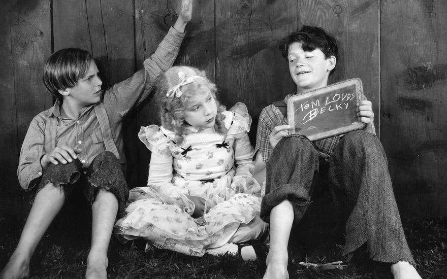 Szene aus "Tom Sawyer" mit Junior Durkin, Mitzi Green und Jackie Coogan (v.r.)