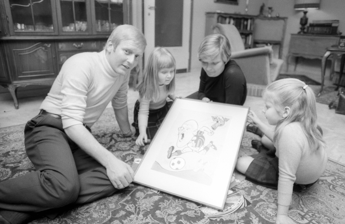 Karl-Heinz Schnellinger mit seiner Familie, 1970