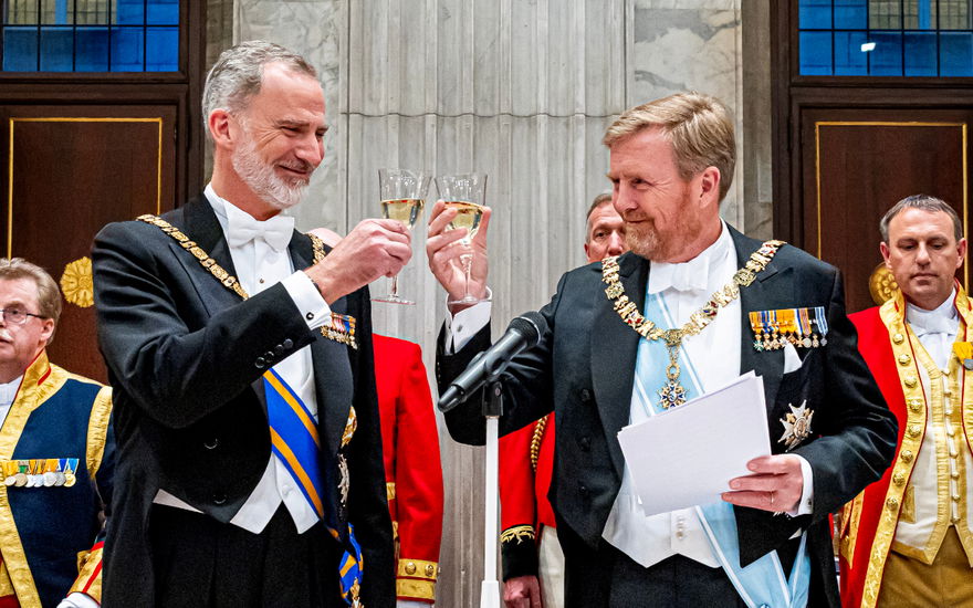 König Felipe und König Willem-Alexander in Amsterdam.