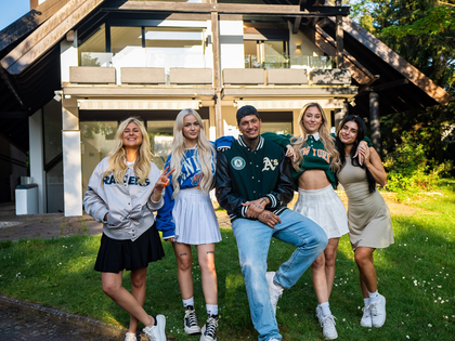 Yasin Mohamed: Er zieht in eine Mädels-WG - Alle Infos zur neuen Show "La Familia – House of Reality"