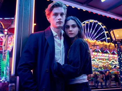 Damian Hardung: Nach "Maxton Hall" - In "Twilight"-Serie wird er zum verführerischen Vampir