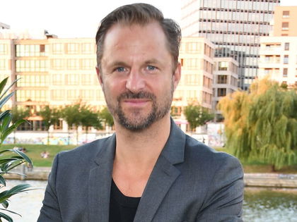 Philipp Hochmair: Ehefrau und Kinder? Das ist über sein Privatleben bekannt