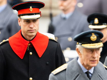 König Charles: William bangt um ihn - "Er macht sich Sorgen"