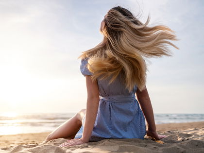 Mandelöl für die Haare: Superfood für trockene Spitzen
