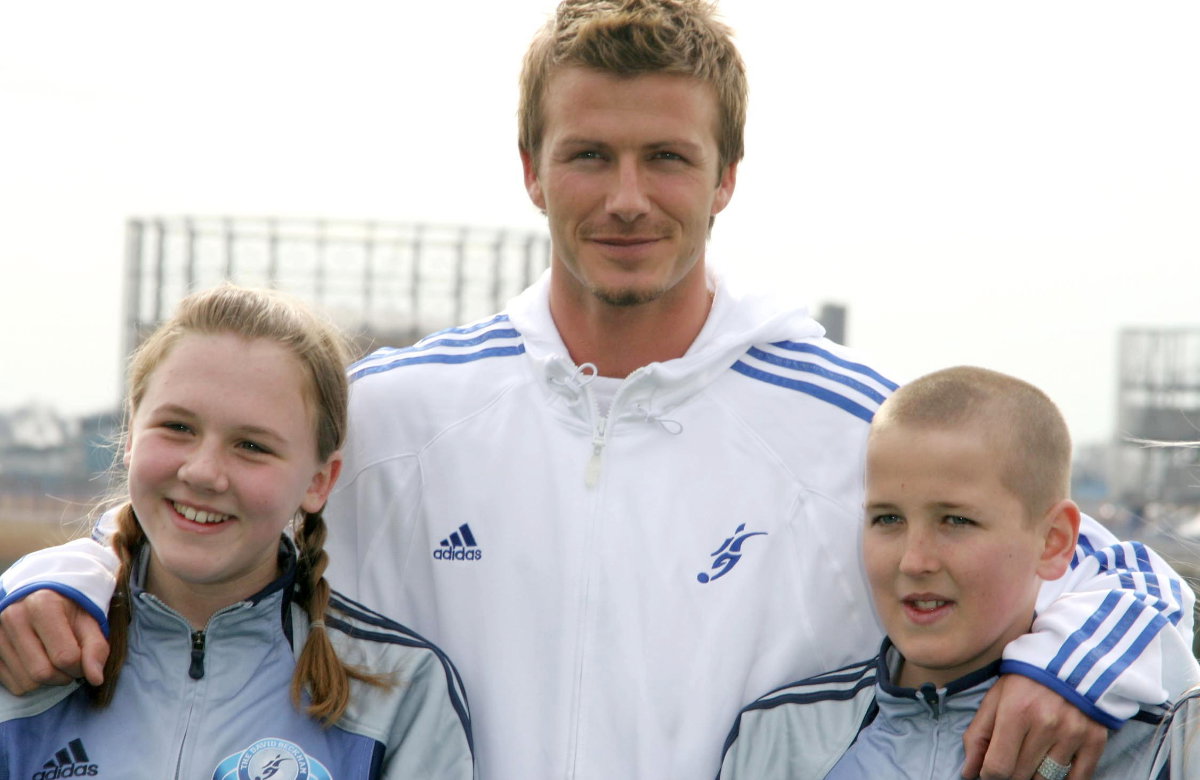 David Beckham mit jungem Harry Kane & dessen heutger Frau